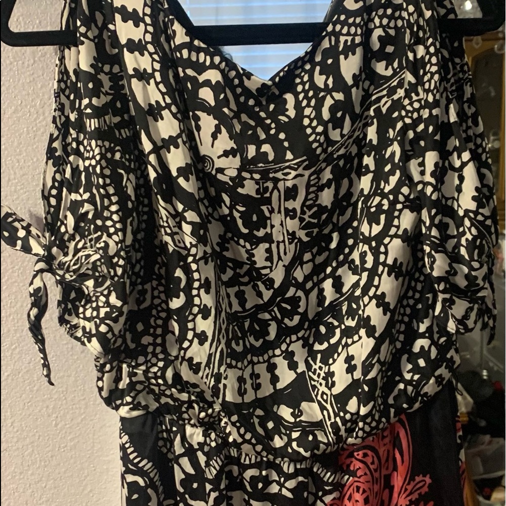 Size Small White House BlackMarket Dress